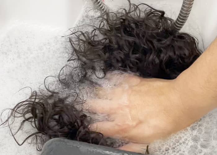 How to properly wash curly hair weaves