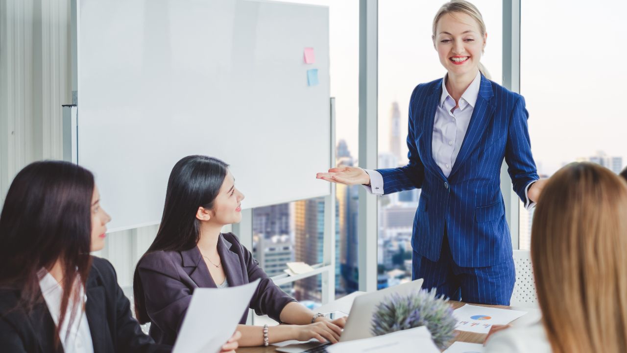 Home Storey Commercial Spaces for Business Success
