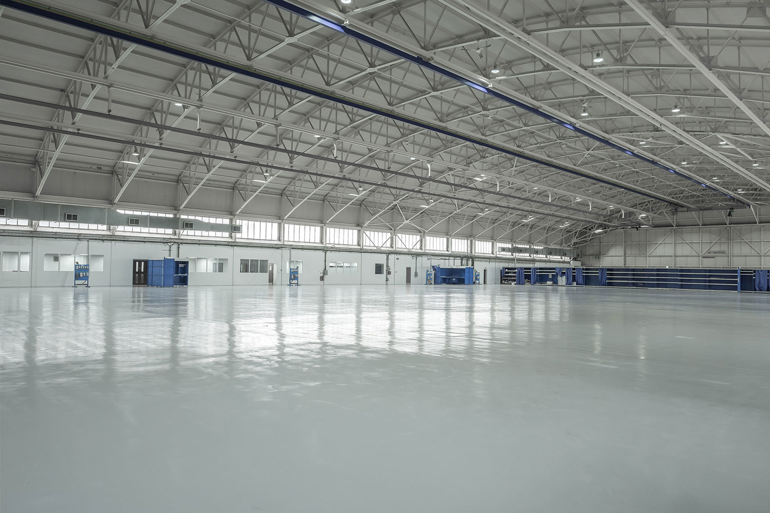Choosing the Best Warehouse Flooring for Durability and Safety