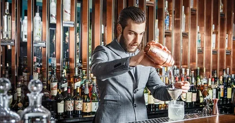 bartenders