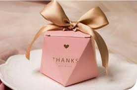 Stylish and Customizable Present Boxes for Every Occasion