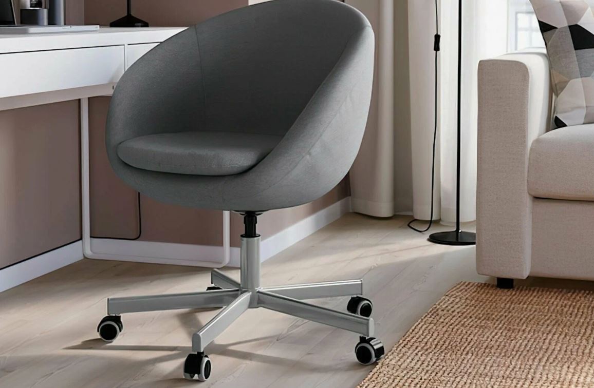 swivel chair