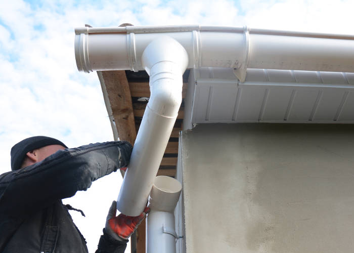 gutter downpipe replacement