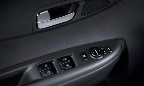 2013 Hyundai Accent Window Switch