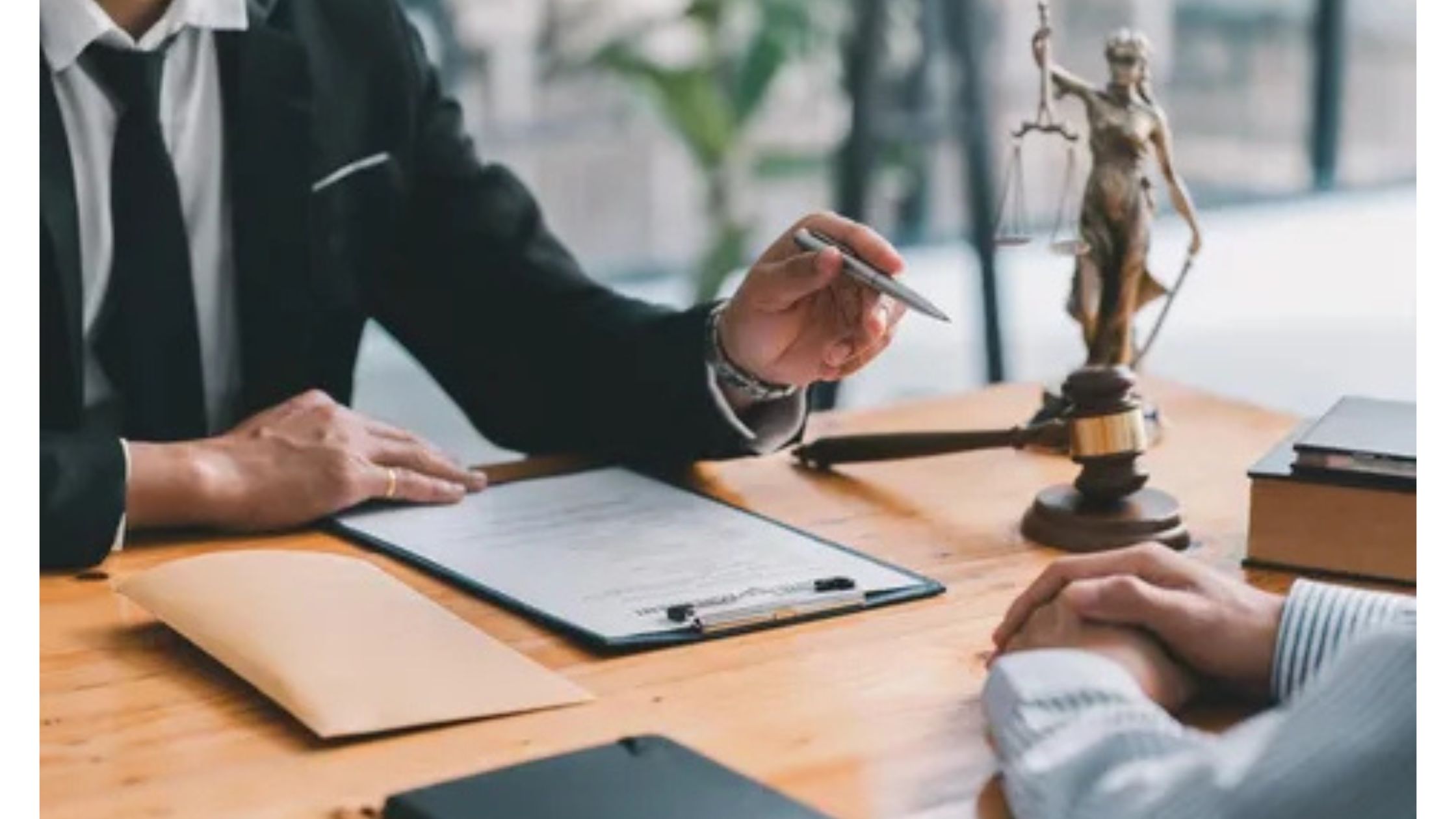 labour law specialist for companies Sweden