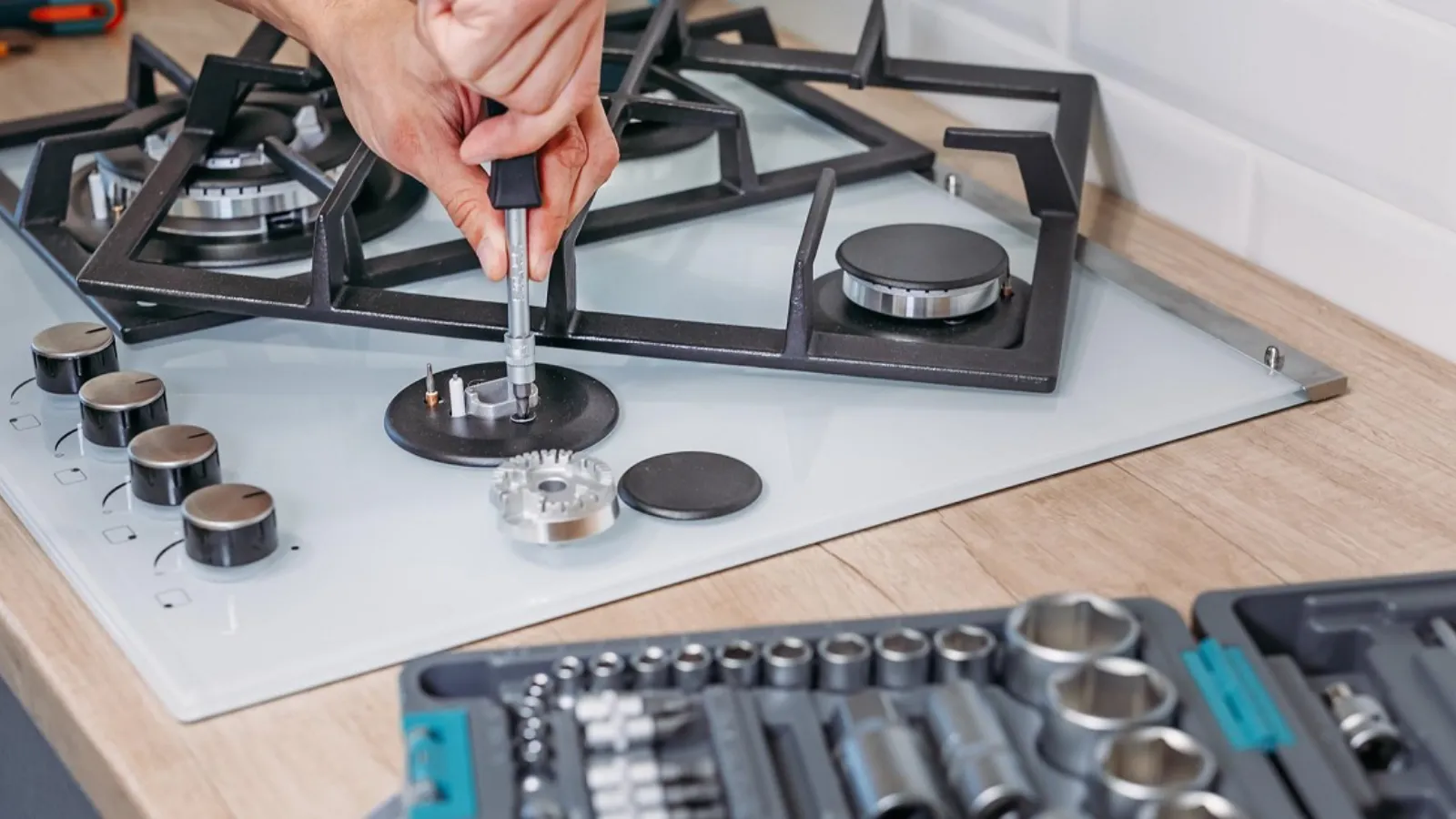 Stove Top Repair in Cincinnati, OH: The Complete Guide