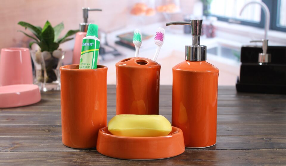 ceramic bathroom decor accessories